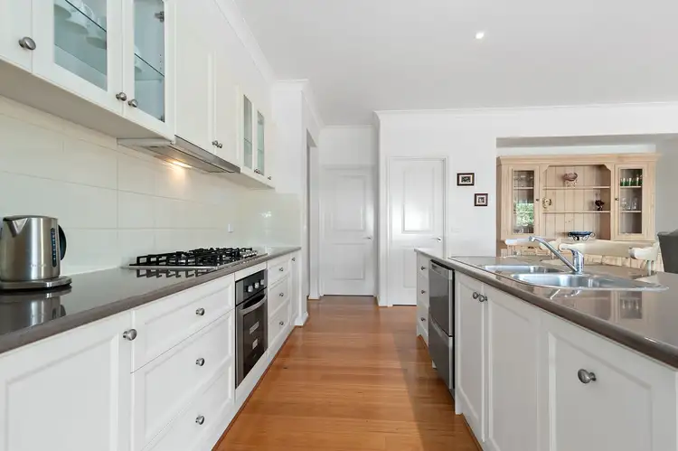 Second view of Homely house listing, 31 Valleyview Grove, Drouin VIC 3818