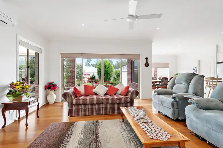 Third view of Homely house listing, 31 Valleyview Grove, Drouin VIC 3818