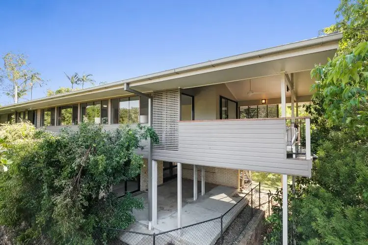 109 Burbong Street, Chapel Hill QLD 4069