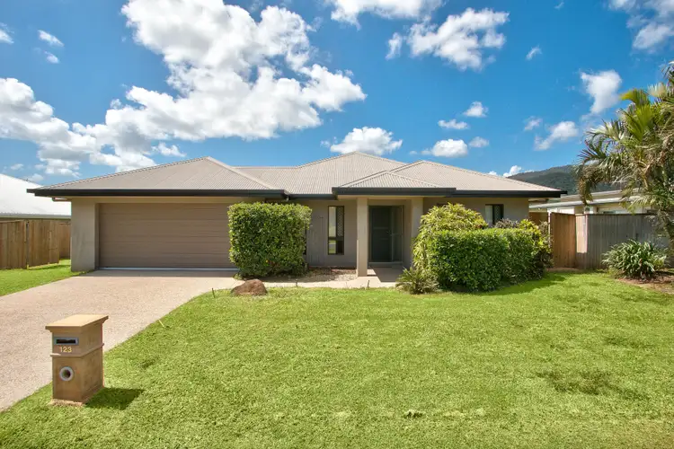 123 Roberts Drive, Trinity Beach QLD 4879