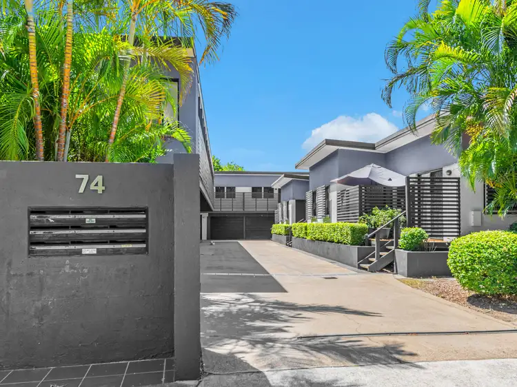 Main view of Homely unit listing, U3/74 Rawlins Street, Kangaroo Point QLD 4169