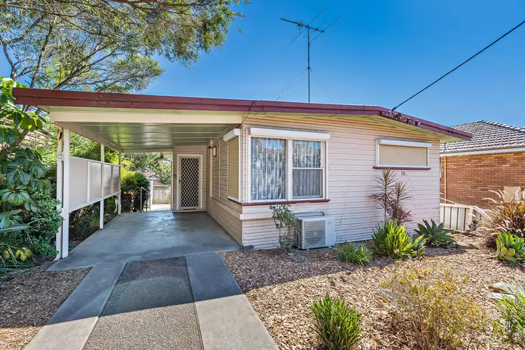 70 Victoria Street, Adamstown NSW 2289