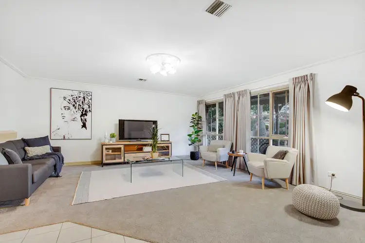 Second view of Homely house listing, 9 Condor Court, Frankston VIC 3199