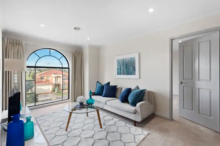 Fifth view of Homely house listing, 10 Emma Court, Mount Waverley VIC 3149