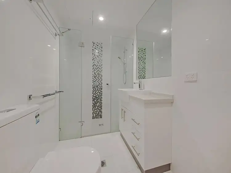 Sixth view of Homely apartment listing, 2/42 Sanders Street, Upper Mount Gravatt QLD 4122