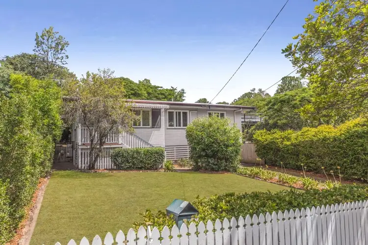 14 Aldwych Street, Stafford Heights QLD 4053