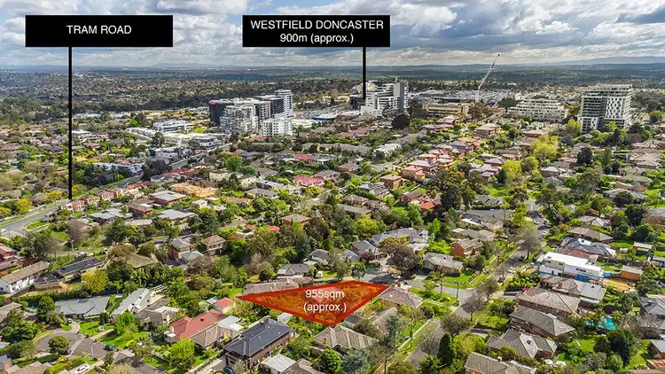 1 Thomas Court, Doncaster VIC 3108