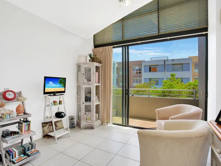 2/201 Varsity Parade, Varsity Lakes QLD 4227