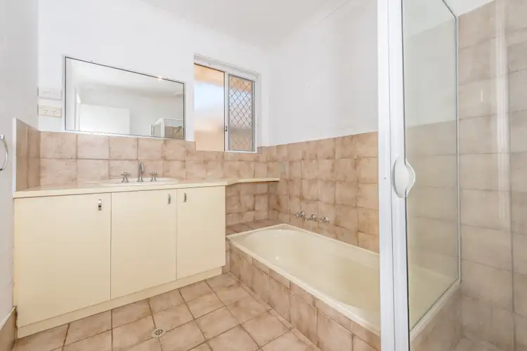 Fifth view of Homely house listing, 10 Falmouth Close, Tarcoola Beach WA 6530