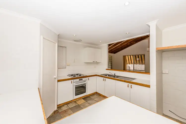 Sixth view of Homely house listing, 10 Falmouth Close, Tarcoola Beach WA 6530