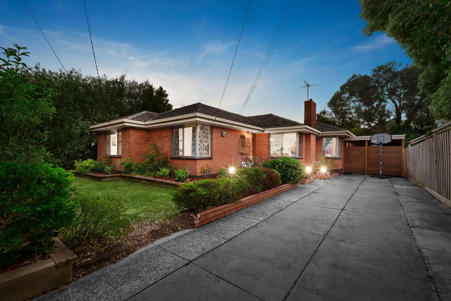 Main view of Homely house listing, 8 Barter Crescent, Forest Hill VIC 3131