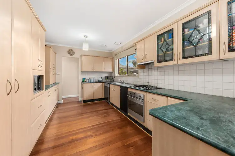 Fourth view of Homely house listing, 8 Barter Crescent, Forest Hill VIC 3131