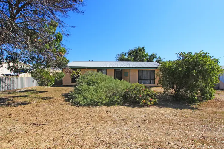 8 Ward Street, Jurien Bay WA 6516
