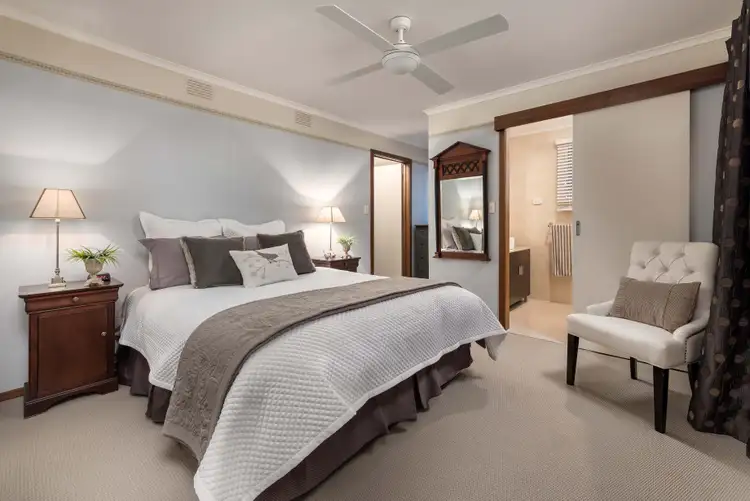Sixth view of Homely house listing, 3 Cronus Court, Eltham VIC 3095