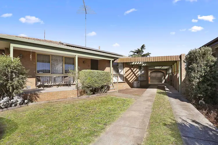 17 Rodbrough Crescent, Corio VIC 3214