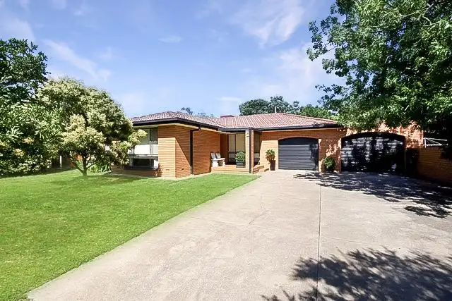 6 Bandera Avenue, Glenfield Park NSW 2650
