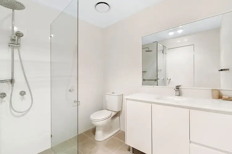 Seventh view of Homely house listing, 13/4 Bronberg Court, Southport QLD 4215