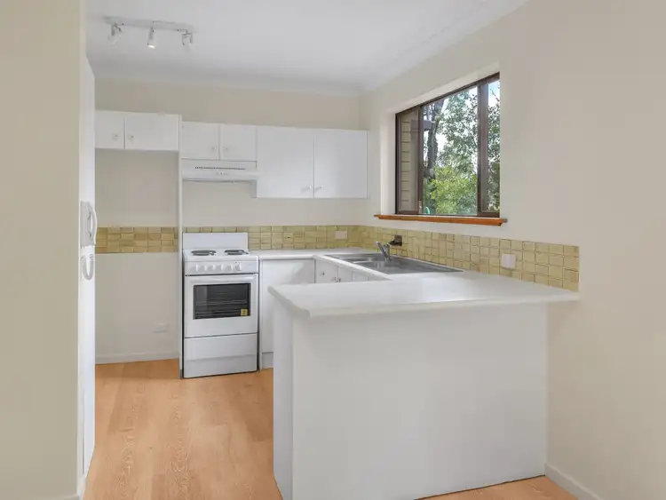 Fifth view of Homely apartment listing, 2/32 Mitre Street, St Lucia QLD 4067