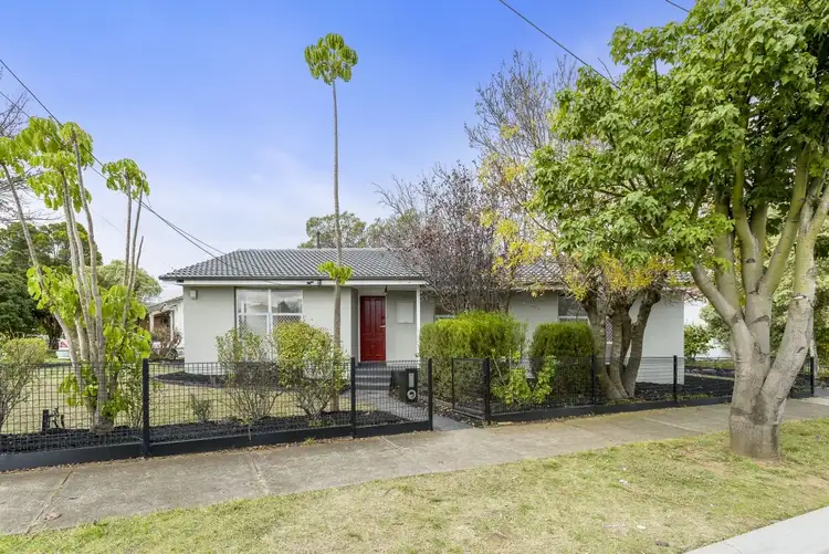 16 Richmond Crescent, Werribee VIC 3030