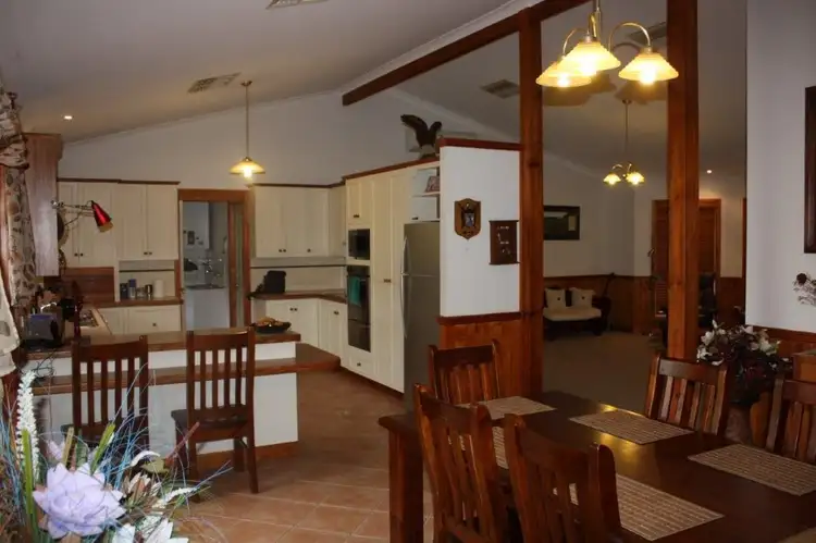 Fifth view of Homely house listing, 28 Russ Layton Drive, Emerald QLD 4720