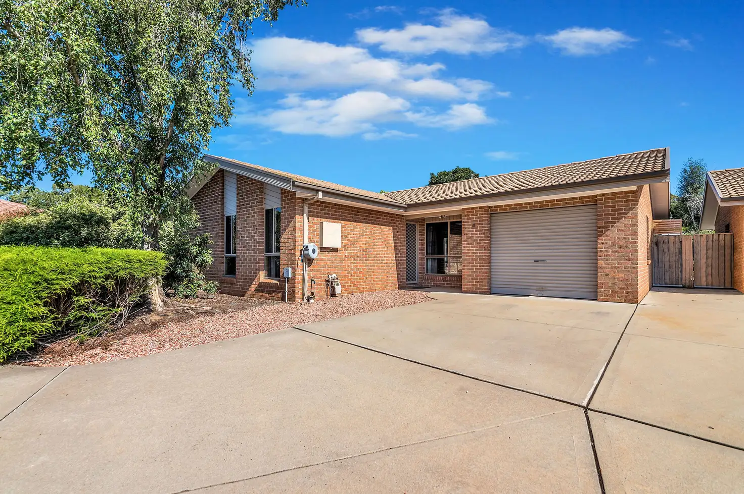 Main view of Homely townhouse listing, 4/9 Patanga Gardens, Queanbeyan NSW 2620