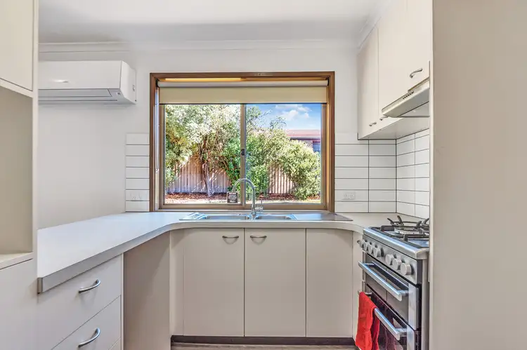 Fifth view of Homely townhouse listing, 4/9 Patanga Gardens, Queanbeyan NSW 2620