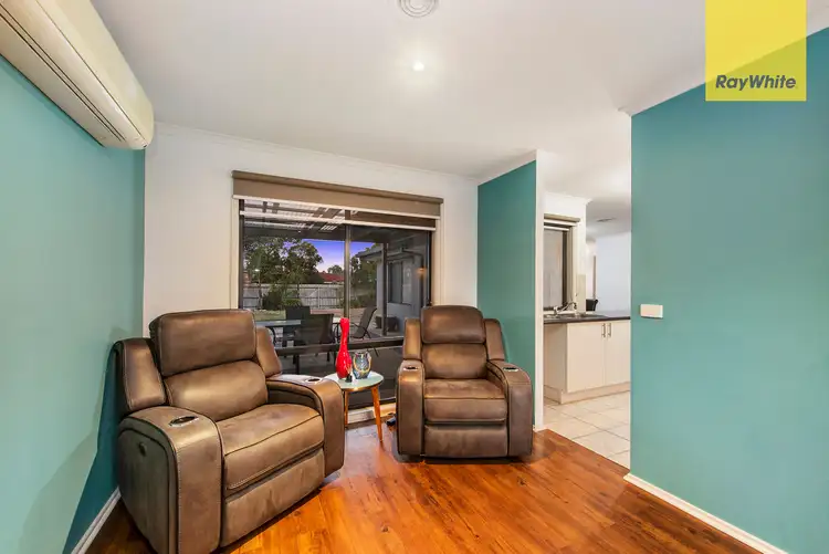 Fifth view of Homely house listing, 18 Brindalee Way, Hillside VIC 3037