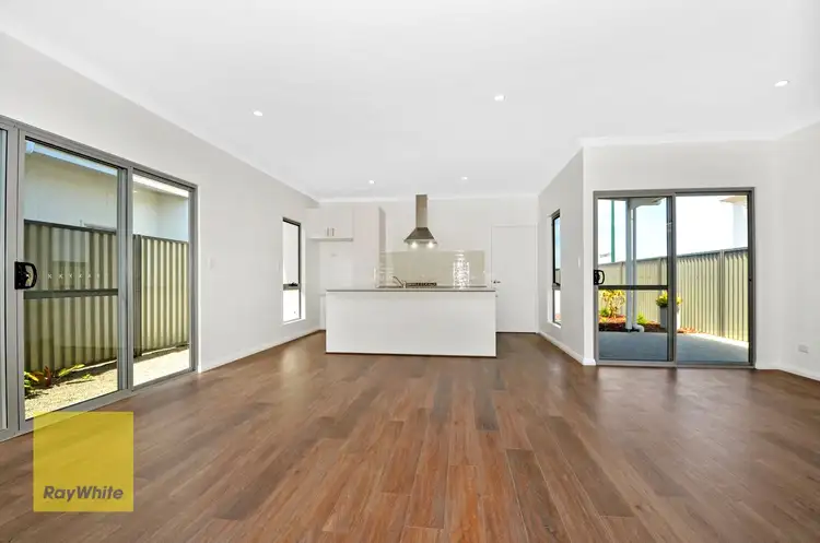 5 Engleheart Drive, Mckail WA 6330