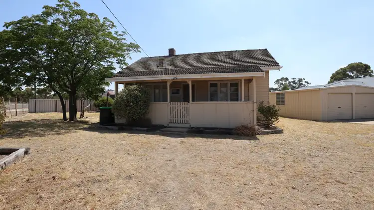 42 Urban Street, Wagin WA 6315