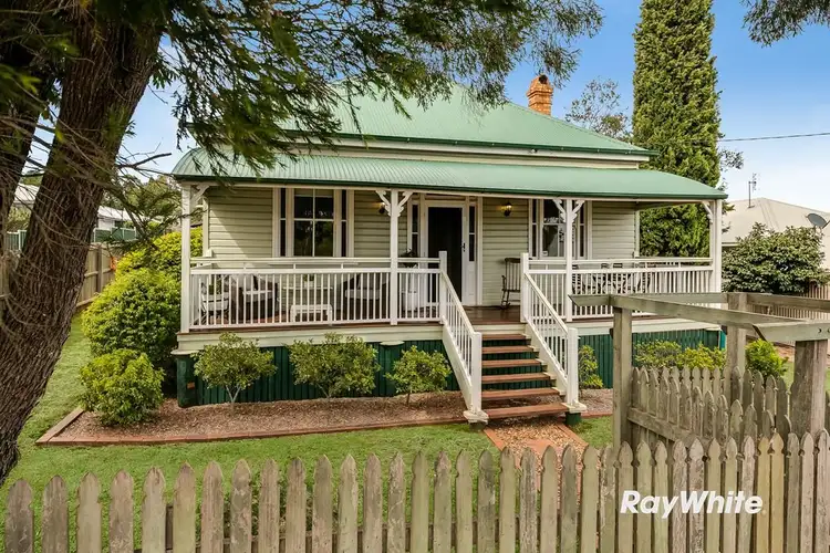 210 South Street, South Toowoomba QLD 4350