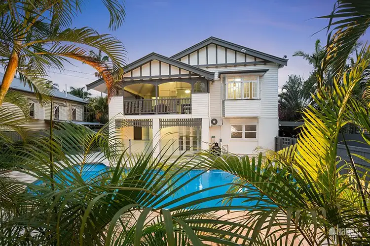 16 Weinholt Street, Sherwood QLD 4075