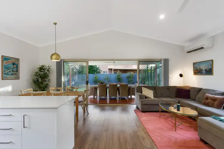 5 Shorehaven Place, Varsity Lakes QLD 4227