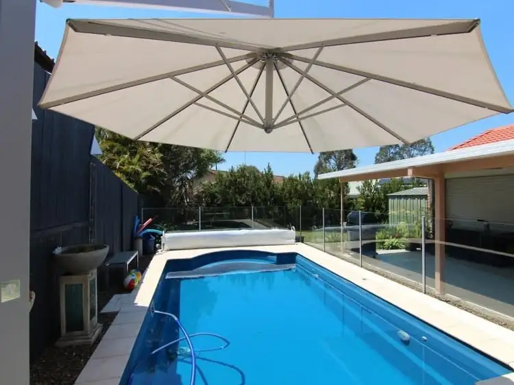 52 Foxmont Drive, Carina QLD 4152