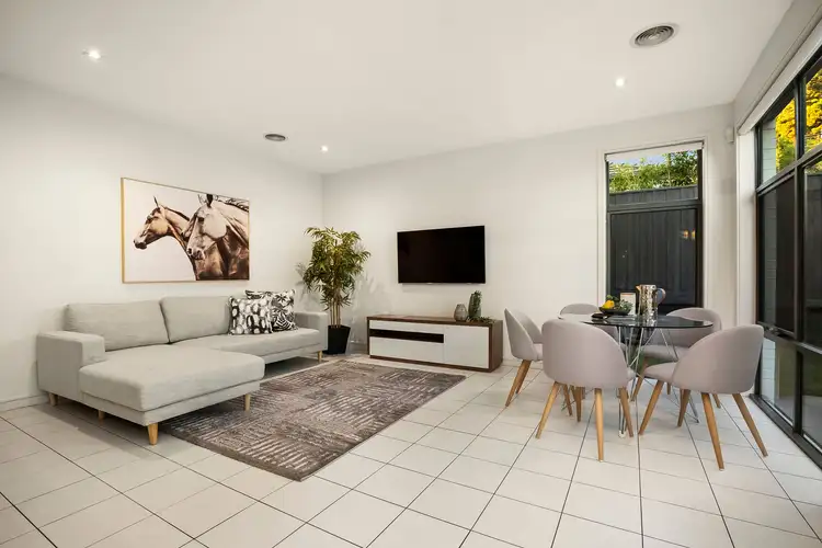 Fifth view of Homely house listing, 2 Phillimore Drive, Mulgrave VIC 3170