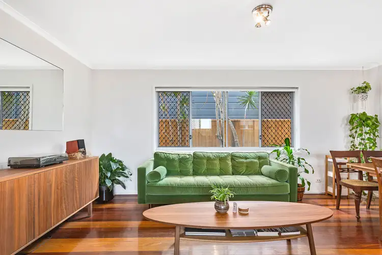 2/21 Tamborine Street, Mermaid Beach QLD 4218