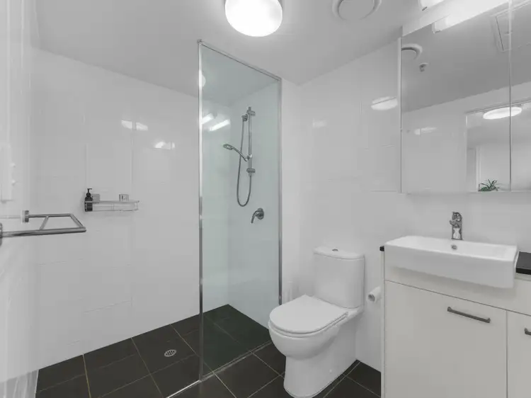Fifth view of Homely unit listing, Lvl 8/18 Thorn Street, Kangaroo Point QLD 4169