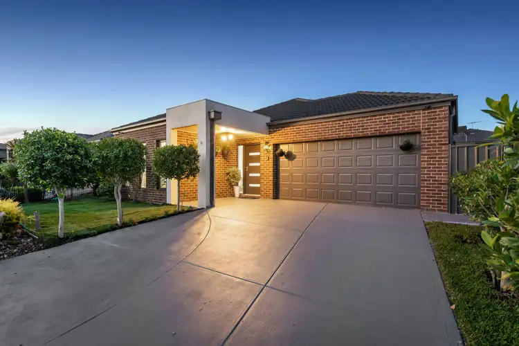 Second view of Homely house listing, 16 Kinglake Crescent, Craigieburn VIC 3064