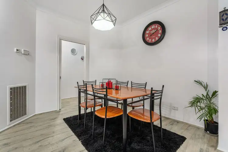 Sixth view of Homely house listing, 16 Kinglake Crescent, Craigieburn VIC 3064
