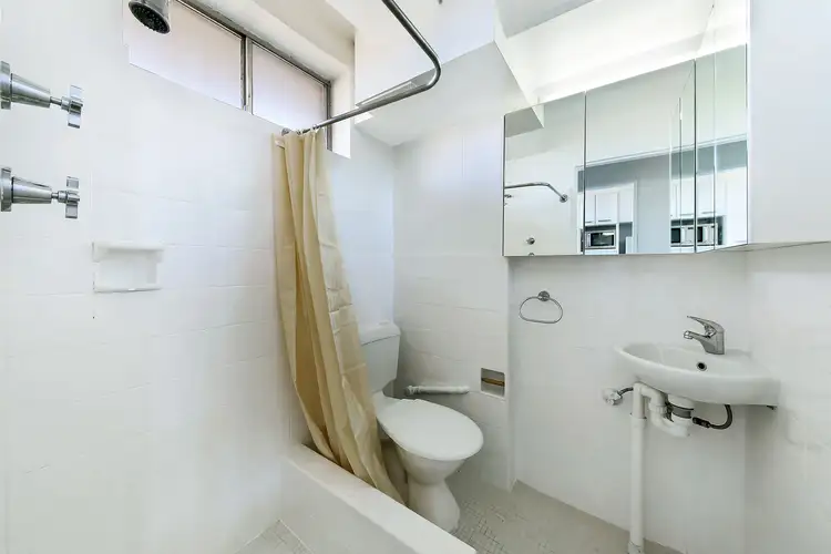 Fifth view of Homely studio listing, 706/15 Wyagdon Street, Neutral Bay NSW 2089