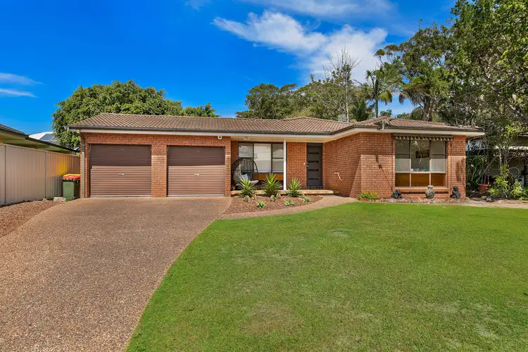 18 Lakin Street, Bateau Bay NSW 2261