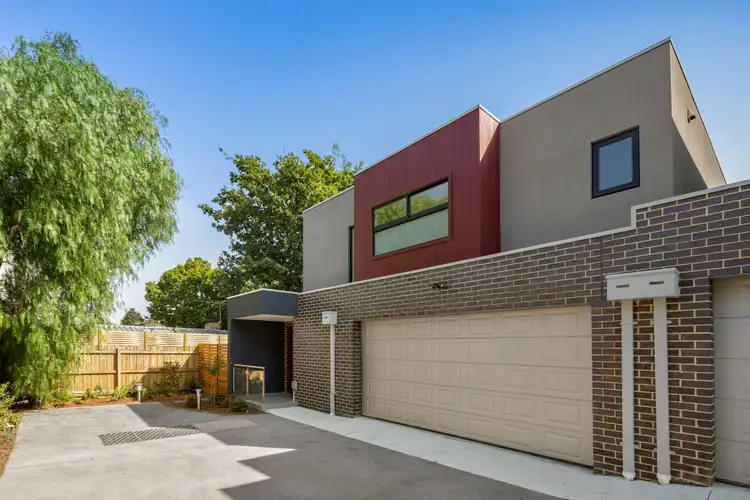 4/137 Blackburn Road, Doncaster East VIC 3109