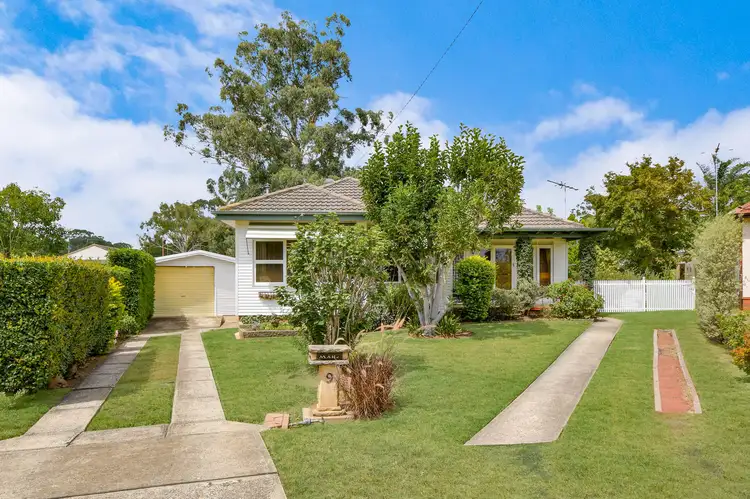 9 Cuthel Place, Campbelltown NSW 2560