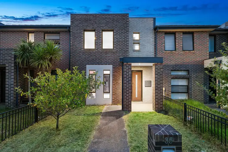 35 Evergreen Boulevard, Clayton South VIC 3169
