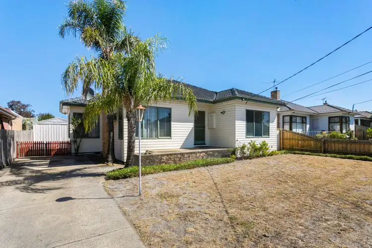 16 Merlyn Avenue, Clayton South VIC 3169
