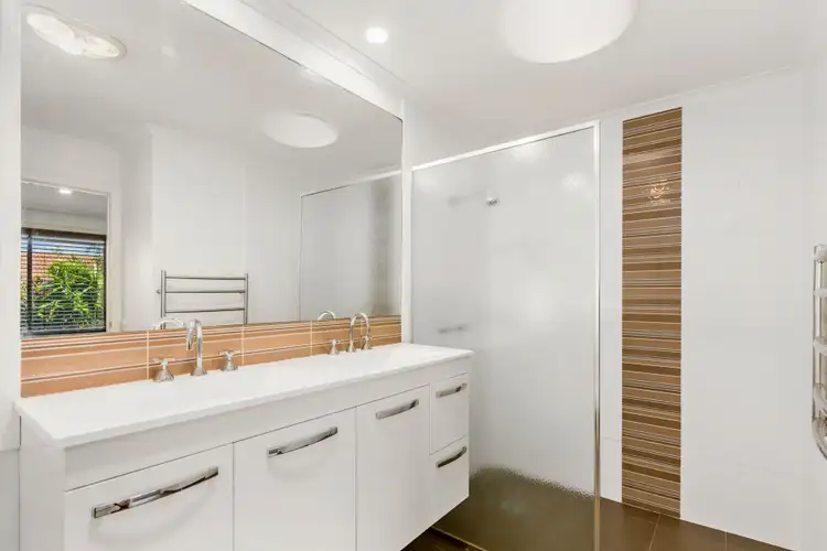 Sixth view of Homely house listing, 76 Kiarama Avenue, Kiama Downs NSW 2533