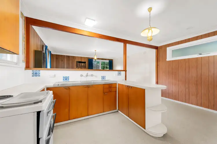 Fifth view of Homely house listing, 31 Bessazile Avenue, Forest Hill VIC 3131