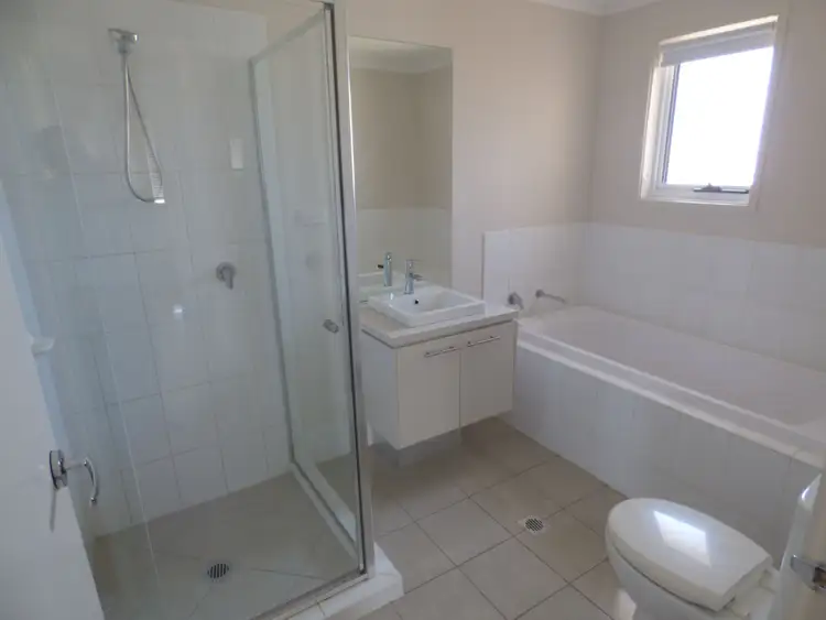 Fifth view of Homely house listing, 10 John Girdham Place, Forbes NSW 2871