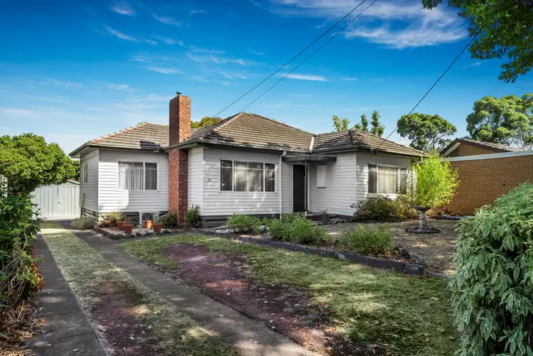 Second view of Homely house listing, 10 Park Close, Vermont VIC 3133