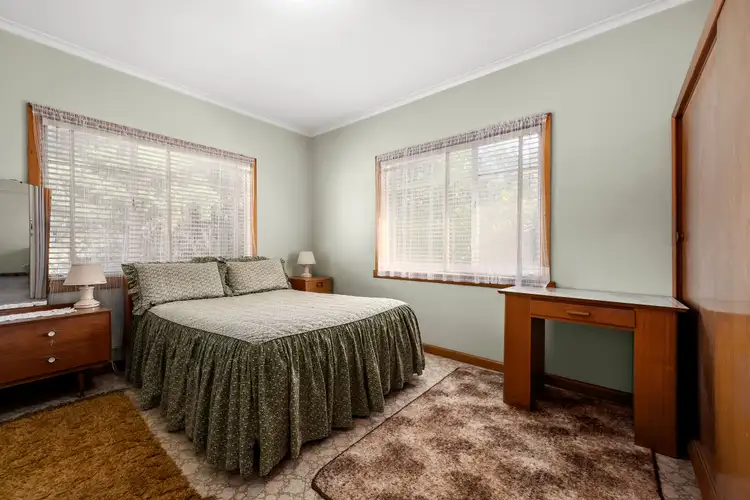 Fifth view of Homely house listing, 10 Park Close, Vermont VIC 3133