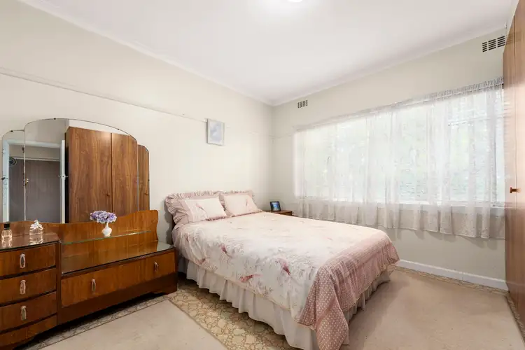 Sixth view of Homely house listing, 10 Park Close, Vermont VIC 3133